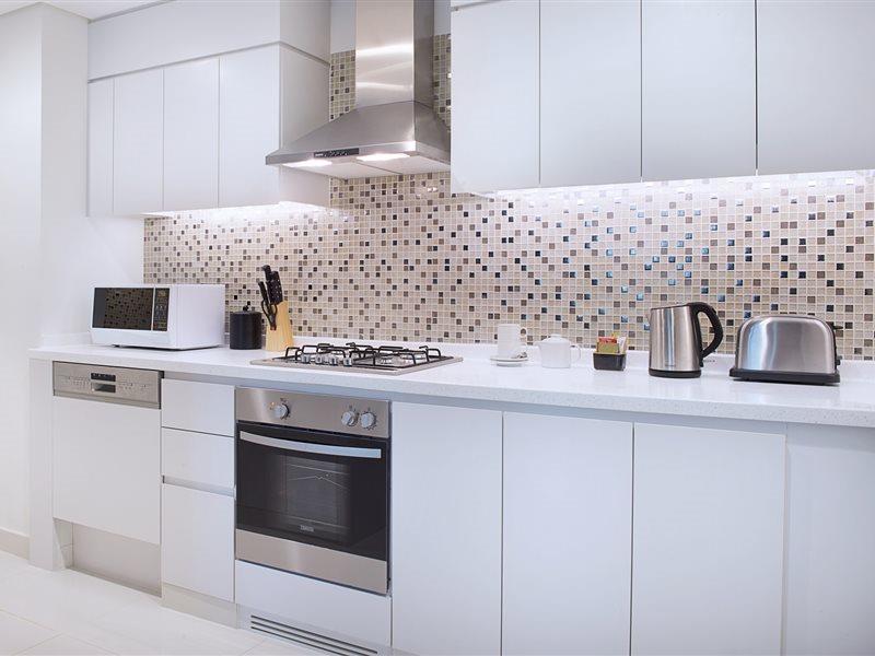 Damac Maison The Vogue Dubái Exterior foto A modern kitchen